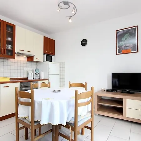 Family Sedlar 8 Pax- Pool -50m From Sea Villa