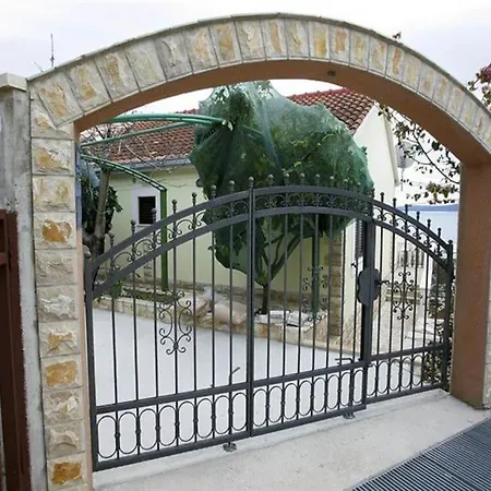 Villa Family Sedlar 8 Pax- Pool -50m From Sea