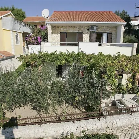 Family Sedlar 8 Pax- Pool -50m From Sea Villa