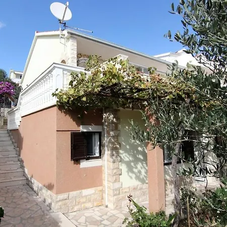 Family Sedlar 8 Pax- Pool -50m From Sea Villa Trogir